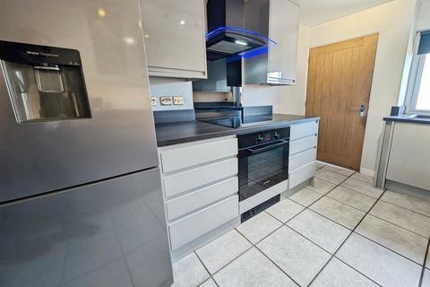 3 bedroom detached house to rent, Southampton SO16
