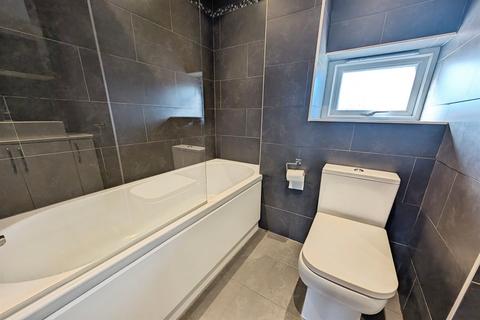 3 bedroom detached house to rent, Southampton SO16
