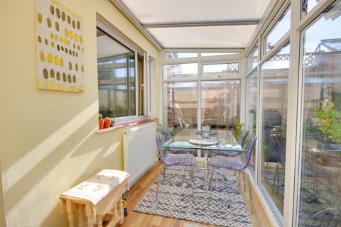undefined, SHOLING! POPULAR LOCATION! BEAUTIFULLY MAINTAINED THROUGHOUT!