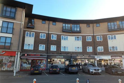 2 bedroom flat to rent, Meadfield Road, Berkshire SL3