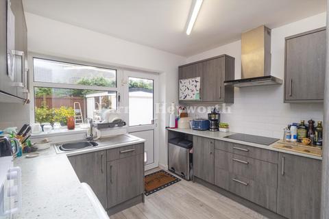 3 bedroom bungalow for sale, Elmwood Drive, Thornton Cleveleys FY5
