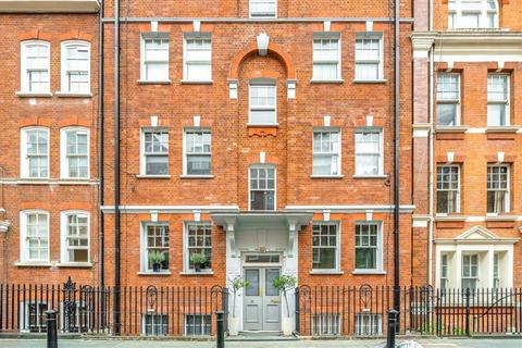 Hanson Street, London W1W