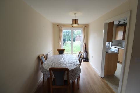 3 bedroom semi-detached house to rent, Hollands Way, Kegworth DE74