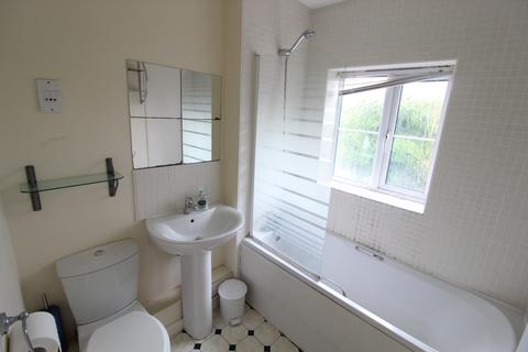 3 bedroom semi-detached house to rent, Hollands Way, Kegworth DE74