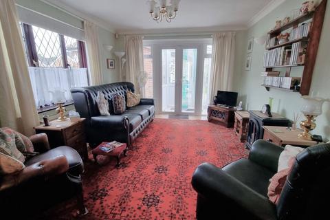 undefined, Horley, Surrey, RH6