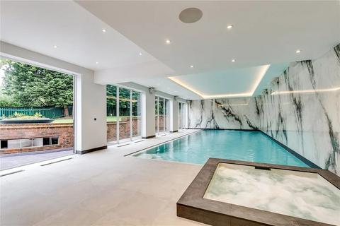8 bedroom detached house to rent, The Bishops Avenue, London N2