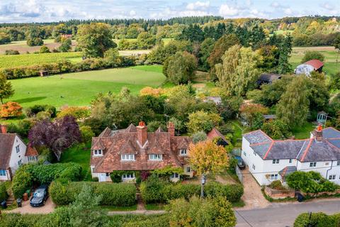 undefined, Henley-On-Thames RG4