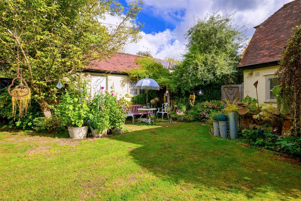 1 Wyfold Cottages - External (11 of 13).jpg