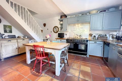 undefined, Henley-On-Thames RG4