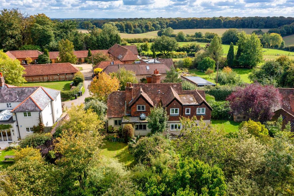 1 Wyfold Cottages - Drone (4 of 5).jpg