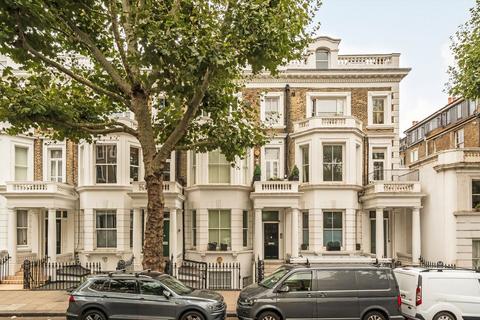 Marloes Road, London W8