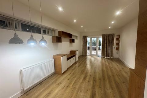 3 bedroom semi-detached house to rent, York Road, New Barnet, Barnet, EN5