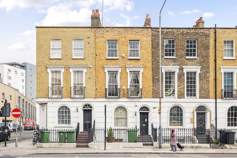 Commercial Road, London E14