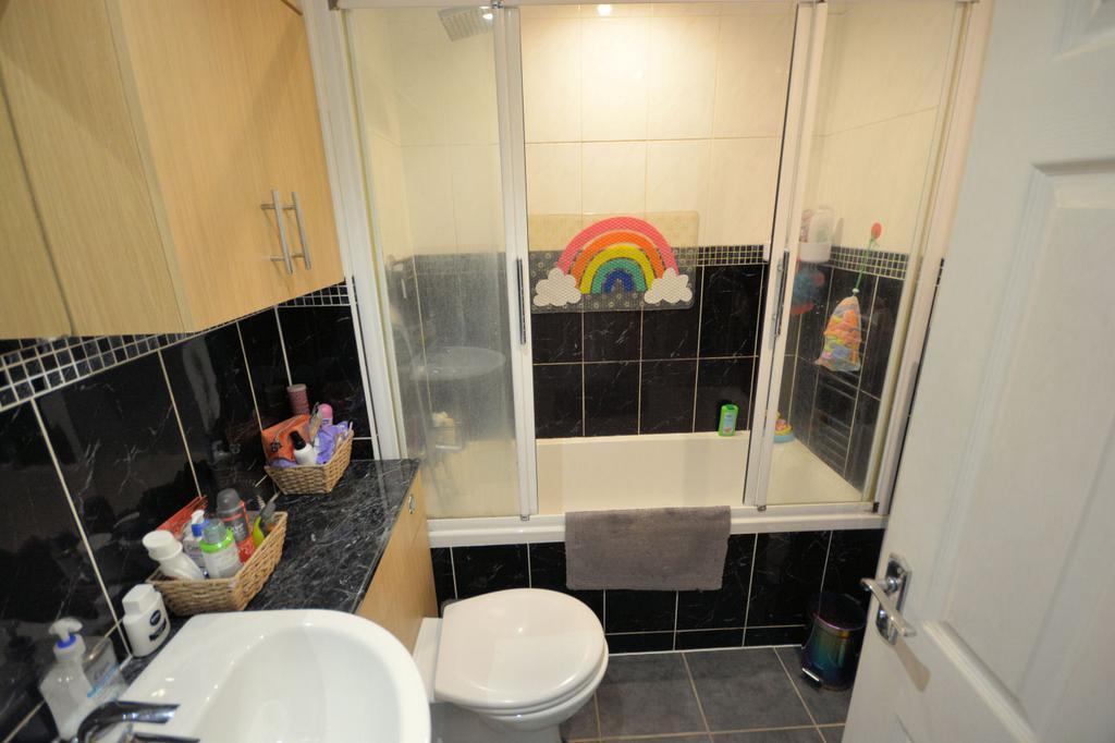 Family bathroom
