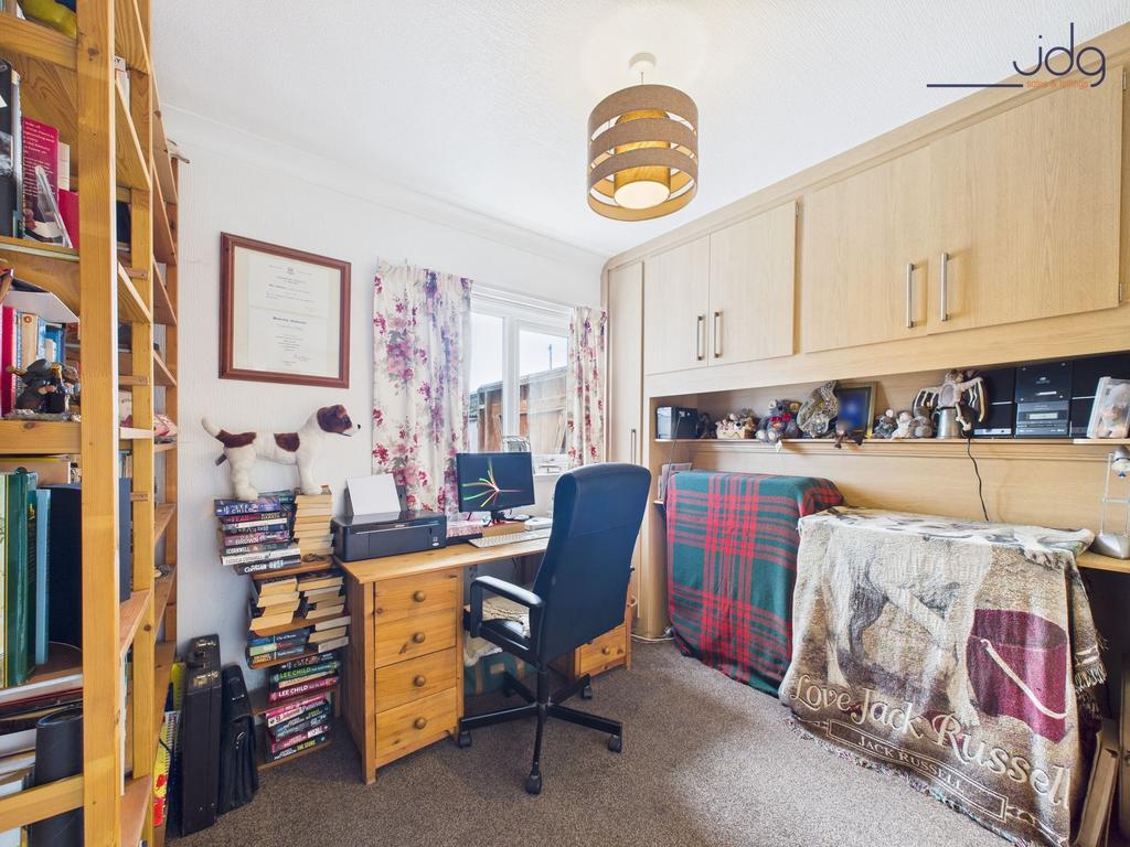 Single Bedroom