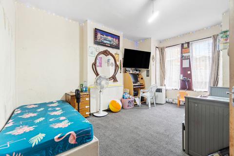 undefined, Henderson Road, London, E7 8EF