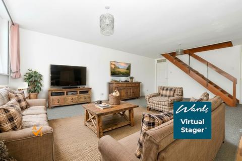 3 bedroom semi-detached house for sale, Dove Close, Hythe CT21