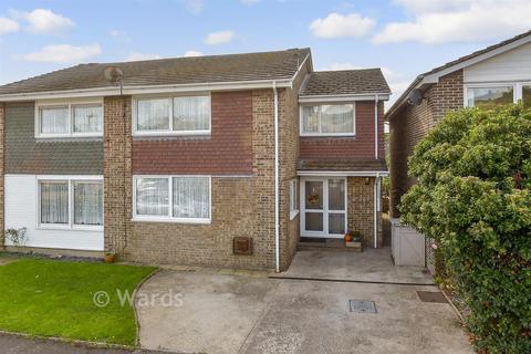 undefined, Dove Close, Hythe CT21