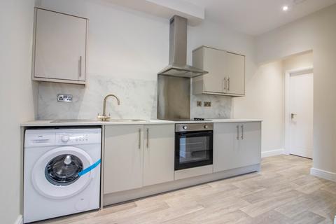 1 bedroom flat to rent, Room 3 80 Granville Avenue, Long Eaton