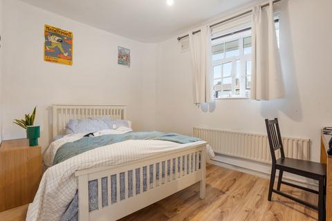 3 bedroom flat for sale, Kennington Park Road, Alverstone House Kennington Park Road, SE11