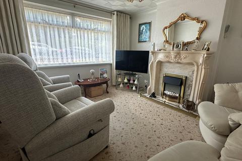 3 bedroom semi-detached house for sale, Rosebery Avenue, Hythe