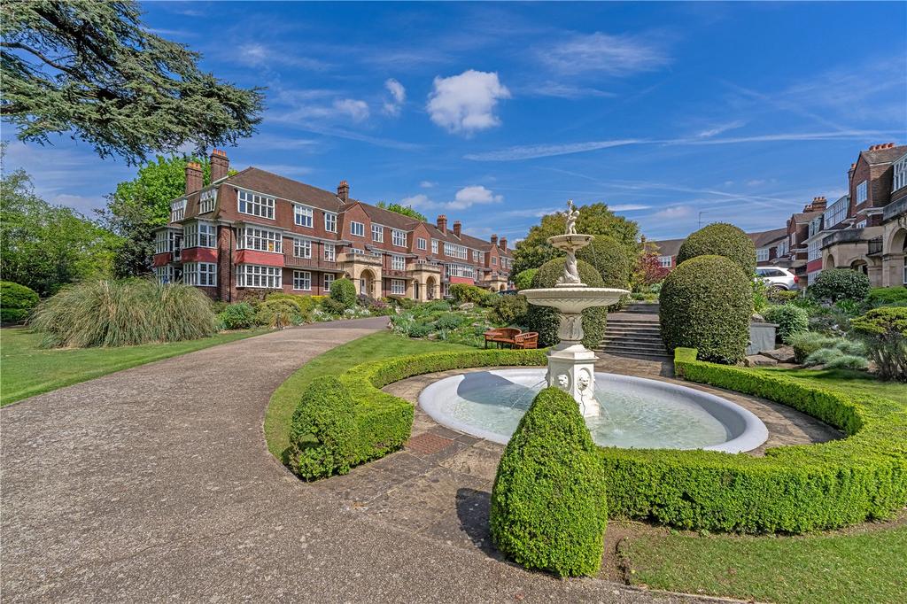Riverside Gardens