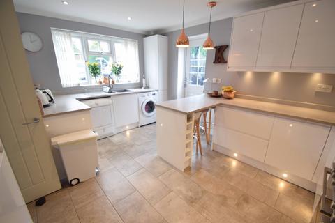 undefined, Barford Rise, Luton