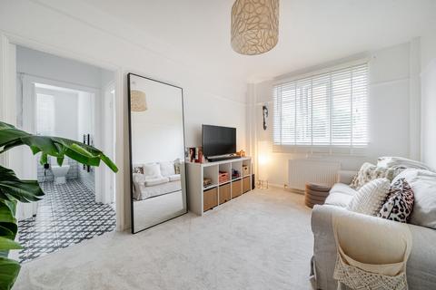 2 bedroom apartment for sale, Elmers End Road, London