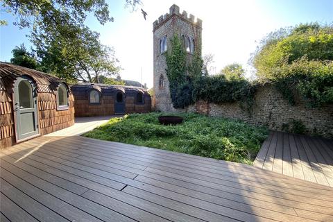 Twitten Way, Worthing, West Sussex, BN14