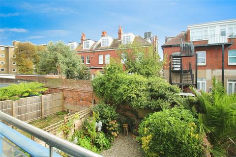 2 bedroom flat to rent, Salisbury Road, East Sussex BN3