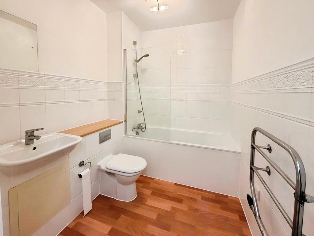 Large Bathroom