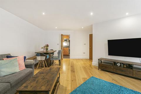 2 bedroom apartment for sale, Seven Kings Way, Kingston Upon Thames KT2