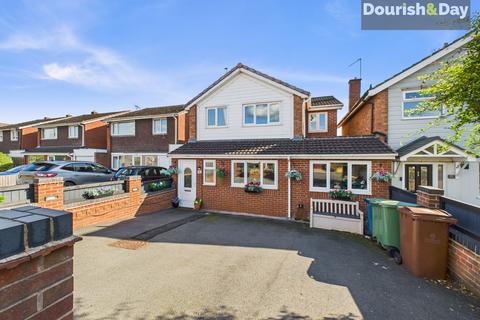 4 bedroom detached house for sale, Aldershaw Close, Stafford ST16