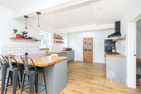 3 bedroom detached house for sale, Parkwood Road, Bournemouth BH5