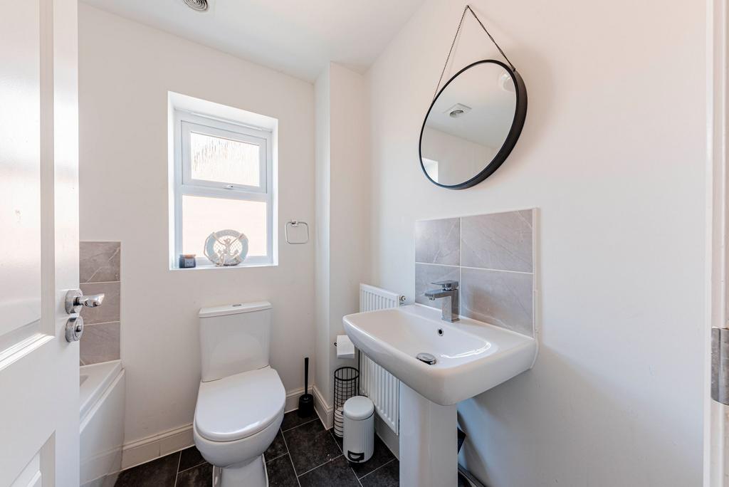 Ensuite W.C (1)