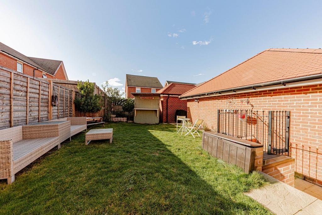 Rear Garden (2)