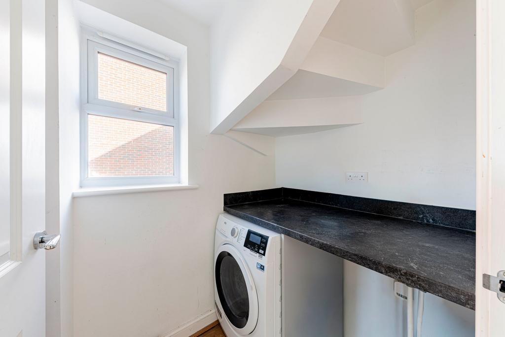 Utility Room (1)