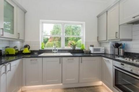 2 bedroom flat for sale, Wexham Road, Wexham, Slough, Berkshire