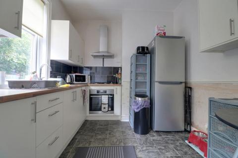 3 bedroom end of terrace house for sale, Norristhorpe Lane, Liversedge, West Yorkshire, WF15