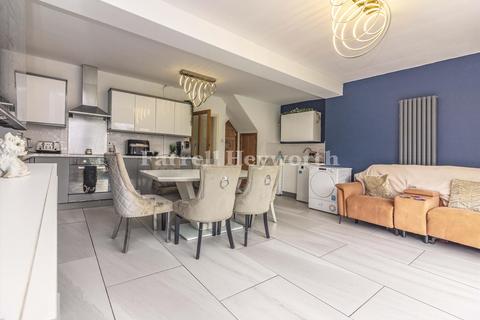 undefined, Lindsay Avenue, Leyland PR25