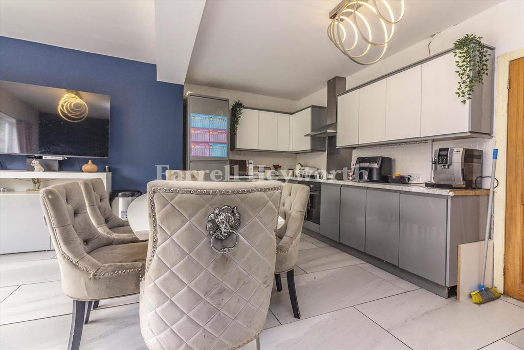 Kitchen c