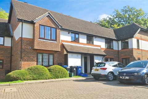 2 bedroom maisonette for sale, Saddleback Way, Fleet, Hampshire