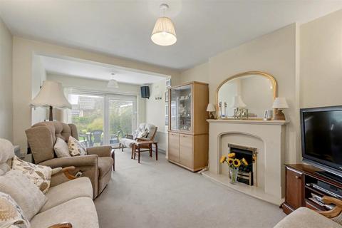 undefined, Mowbray Rise, Arnold
