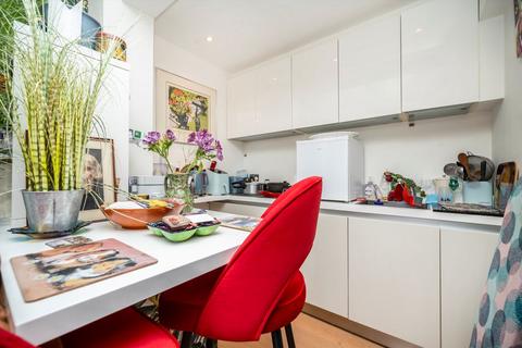 undefined, Woburn Place, London WC1H