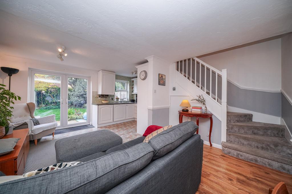 22-Morris-Court-06044