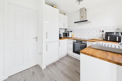9 Buttington, Abbeymead, Gloucester, GL4 5TA