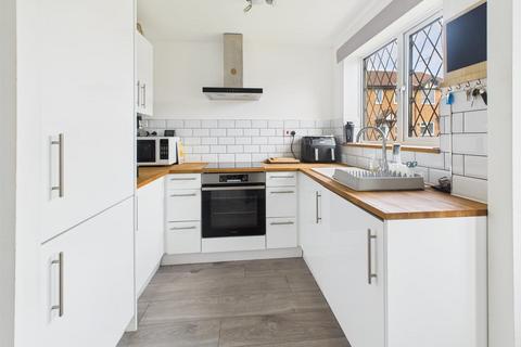 9 Buttington, Abbeymead, Gloucester, GL4 5TA