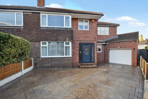 4 bedroom semi-detached house for sale, Melbourne Road, Wakefield, West Yorkshire