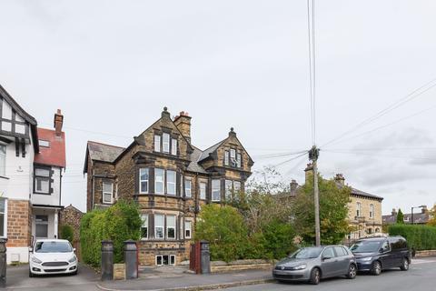 undefined, West Cliffe Grove, Harrogate HG2