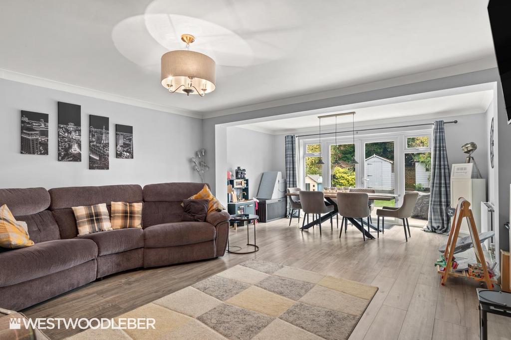 Lilliards Close 13.jpg